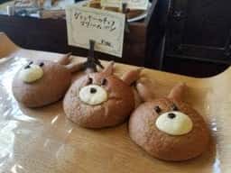 ヴィッキー ブレッド