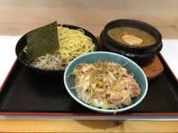 Si激Ya