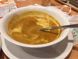 ガスト 生田駅前店