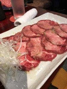 薄切炙り焼肉 まんざし弁天