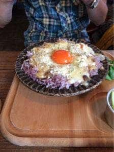 旅ヲスル木
