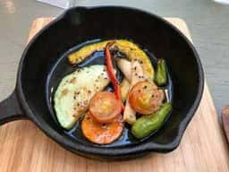 roots cafe
