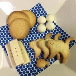 FINE CAKES