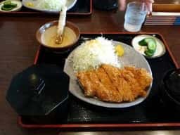 とん八 成沢店