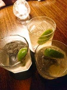 ショットバーラグ
