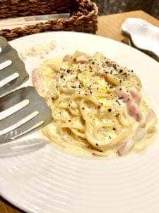 カフェ・アグレアヴル