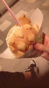 世界で2番目に美味しい焼きたてメロンパンアイス 博多マルイ店