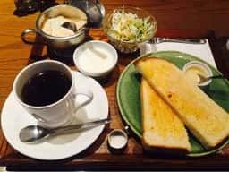 喫茶アカリマチ