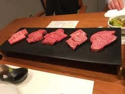 山勇牛一貫