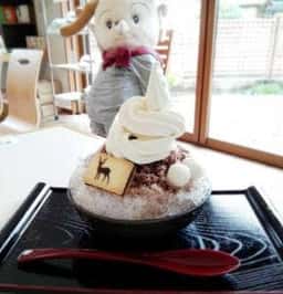 西の京みやげ処きとら