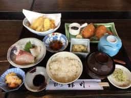 割烹 桂川