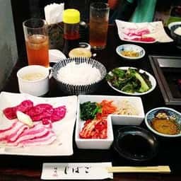 焼肉 じばご