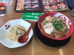 牛骨ラーメン まこと屋 尼崎次屋店