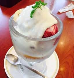 ロイヤルホスト 国立駅前店