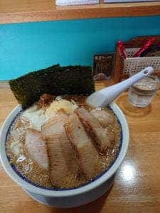 前足ラーメンかくれが