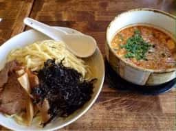 麺屋 くろまる