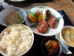 七輪焼肉 楽しいら