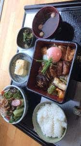 地鶏膳所 花どり