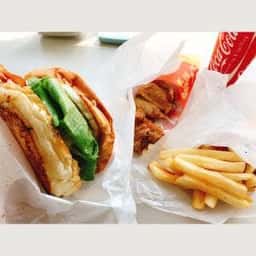 SASEBO BURGER Bell Beach