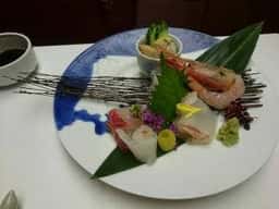 西村屋本館