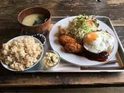 カフェ食堂ランプ 山地ファーム