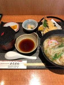 まるまん