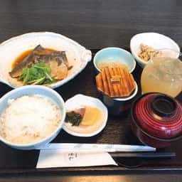 湊や