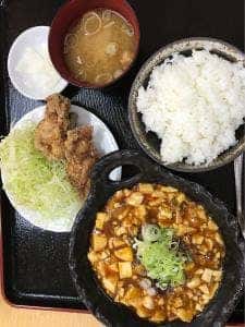 定食 よつ葉