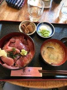 酒膳菜々
