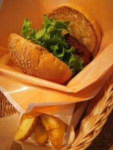 フレッシュネスバーガー 渋谷東店