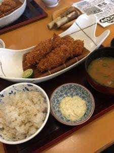 こだわりとんかつ 山かつ 空港店