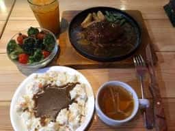 BUTCHER'S TABLE 萩原店