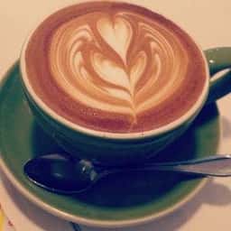 ビーズカフェ カジュアルレストラン&スイーツ