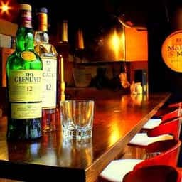 Kitchen & Bar Reve