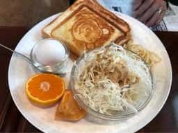 カフェイー・アール