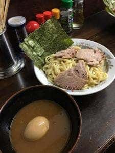 自家製麺 囲