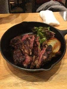 肉バルとキャンプ CARAVAN