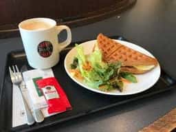 タリーズコーヒー フォンテAKITA店