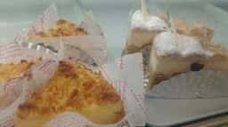 菓子邑 シェ・カオル