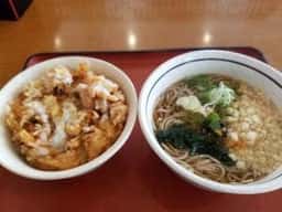 山田うどん 下館294号バイパス店