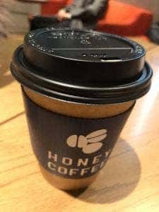 HONEY COFFEE x TSUTAYA 福岡空港店