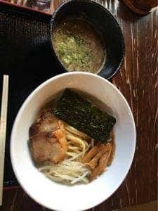 麺倉庫 じだい屋