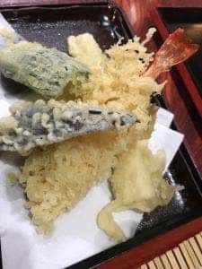 亀や
