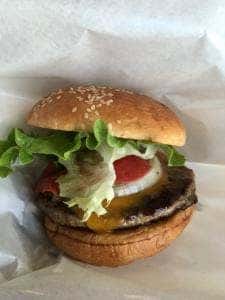 フレッシュネスバーガー インターパークショッピングビレッジ店