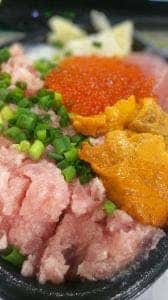 海鮮丼丸 どんぶりこ。 勇心佐賀店