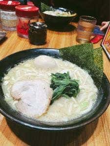 横浜家系 壱角屋 新宿5丁目店