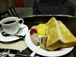 caffè clever なんばウォーク店