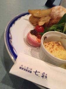 レストラン七彩