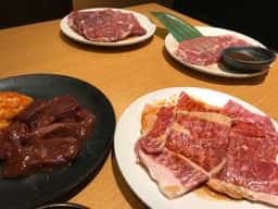 焼肉きんぐ 豊山店