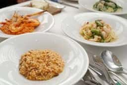 トラットリア・アルベロ